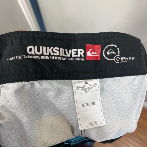 Quicksilver Cypher Boardshorts Trunks Beach Surf Play Wake Swim Size 28 - Picture 6 of 8